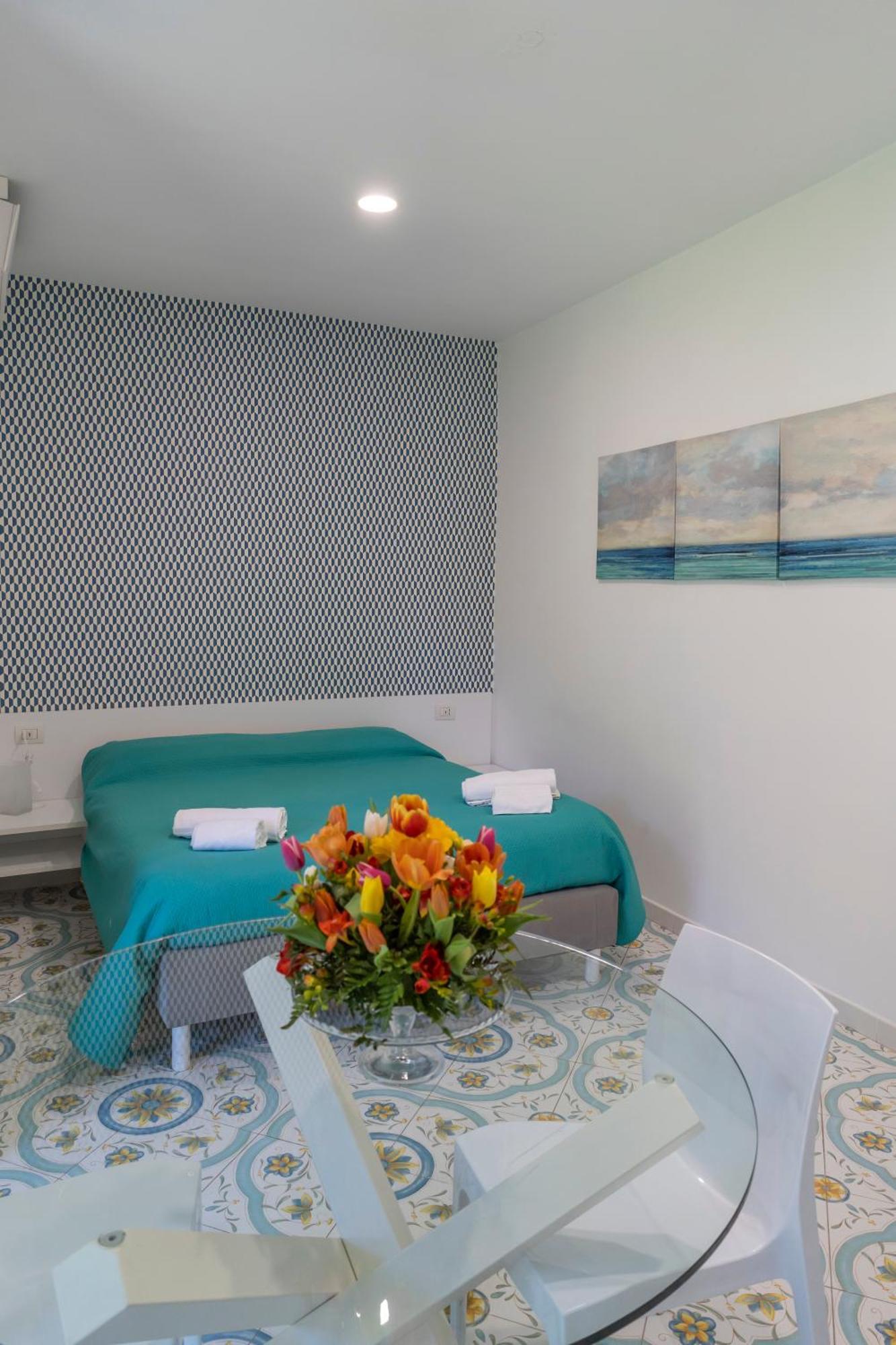 Le Suite Del Castello Кастеламаре ди Стабия Екстериор снимка