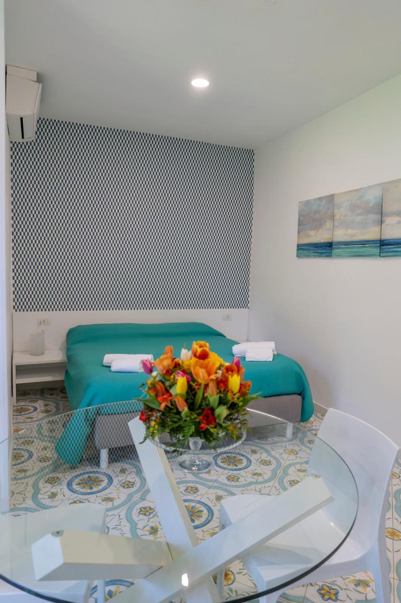 Le Suite Del Castello Кастеламаре ди Стабия Екстериор снимка